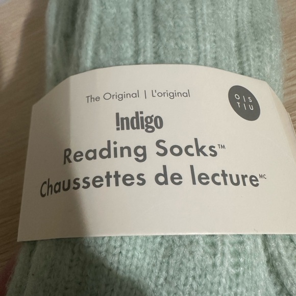 Indigo Cozy Green Reading Socks with grips on bottom. Soft fuzzy comfortable - Picture 3 of 3